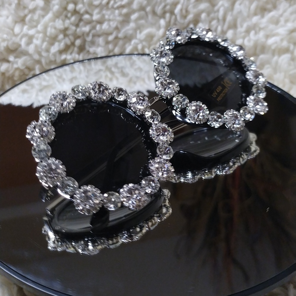 Rhinestone decor Fashion 😎 sunglasses - Picture 5 of 10